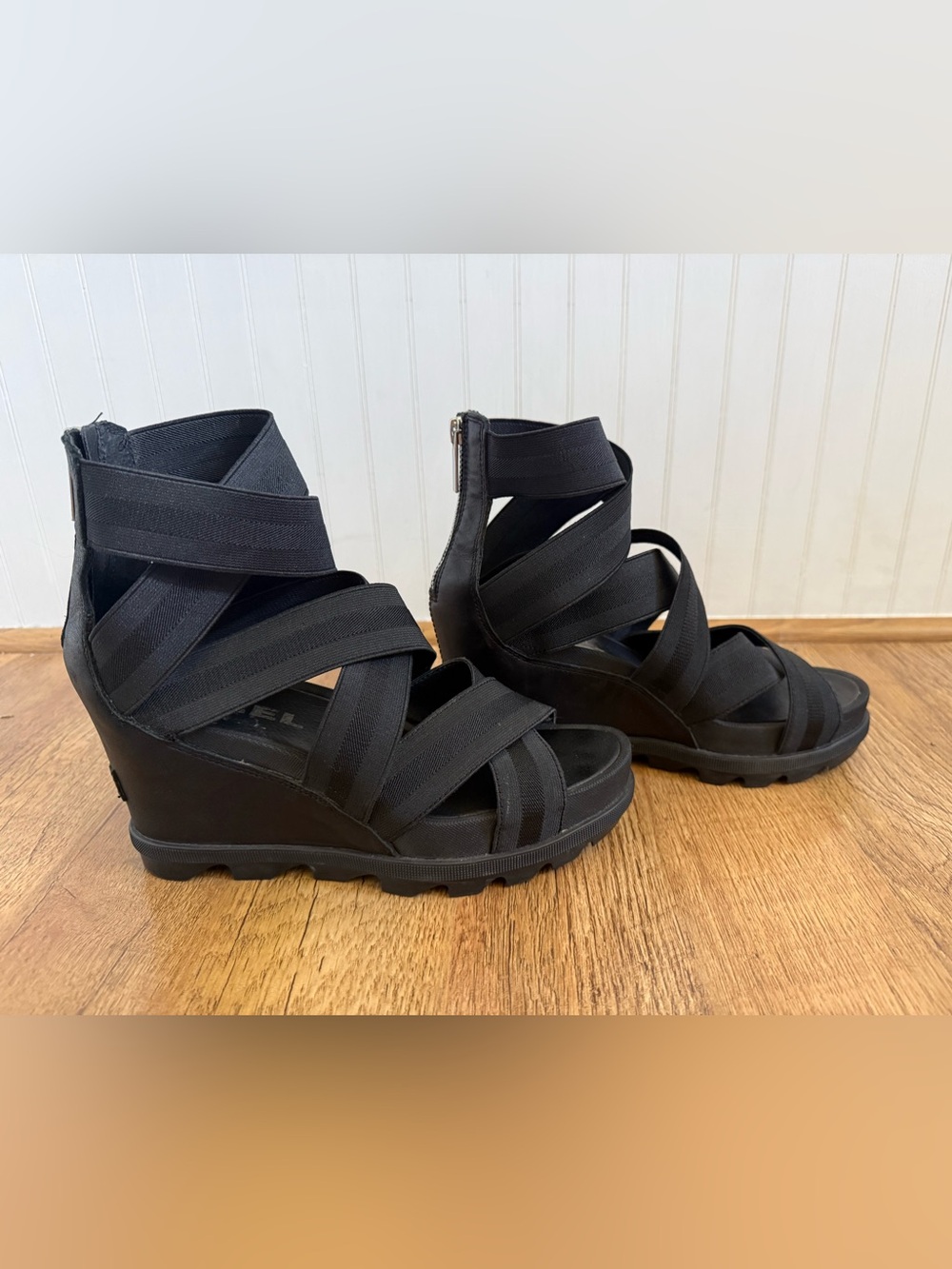 Sorel Joanie II strappy stretch wedge sandals